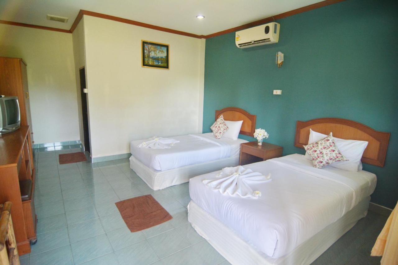 Klongdao Beach Resort Ko Lanta Buitenkant foto