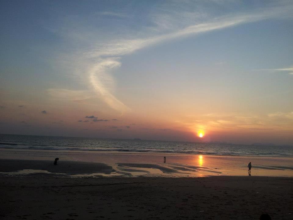 Klongdao Beach Resort Ko Lanta Buitenkant foto